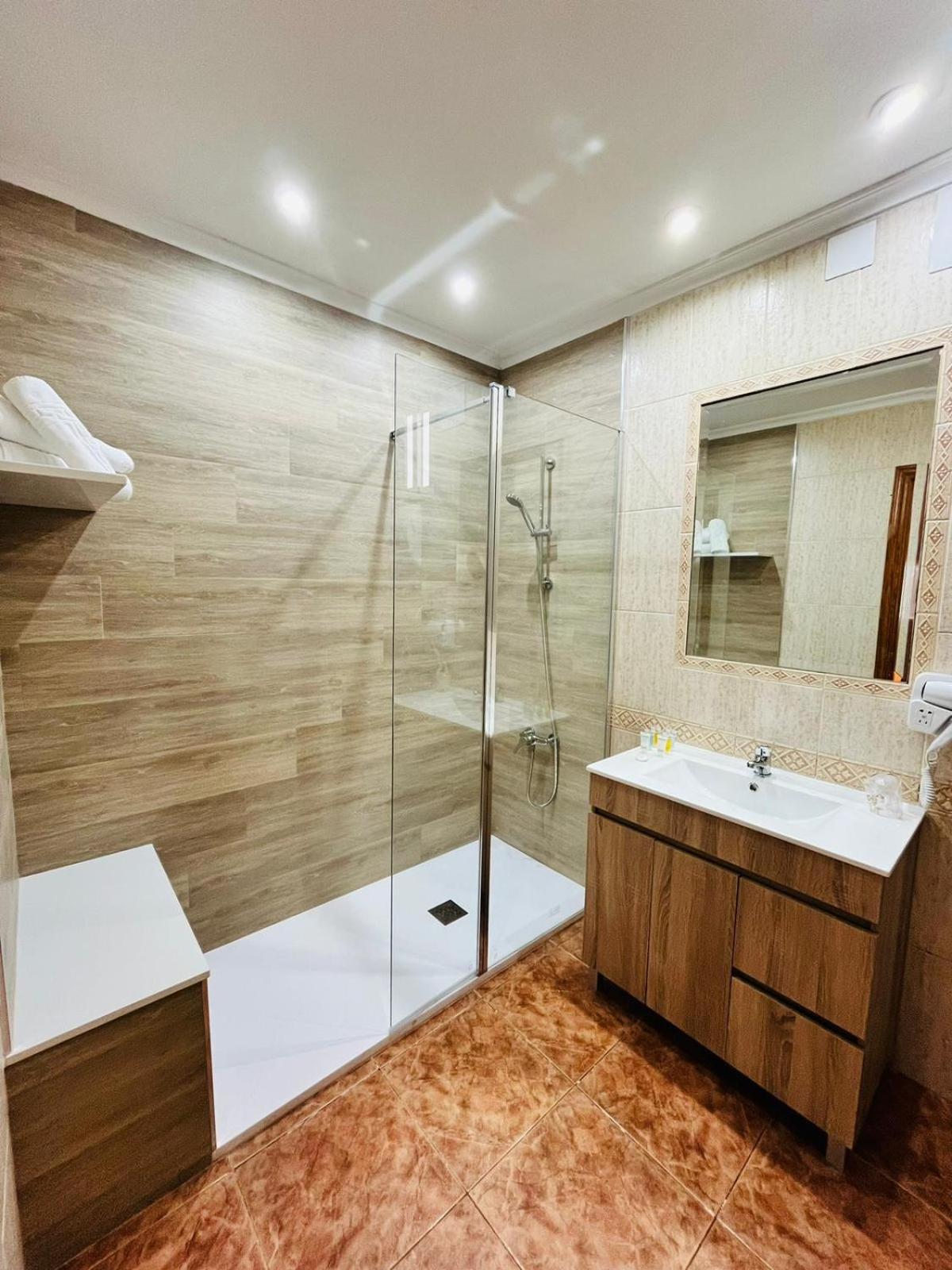 Hotel Salvador بايلين المظهر الخارجي الصورة