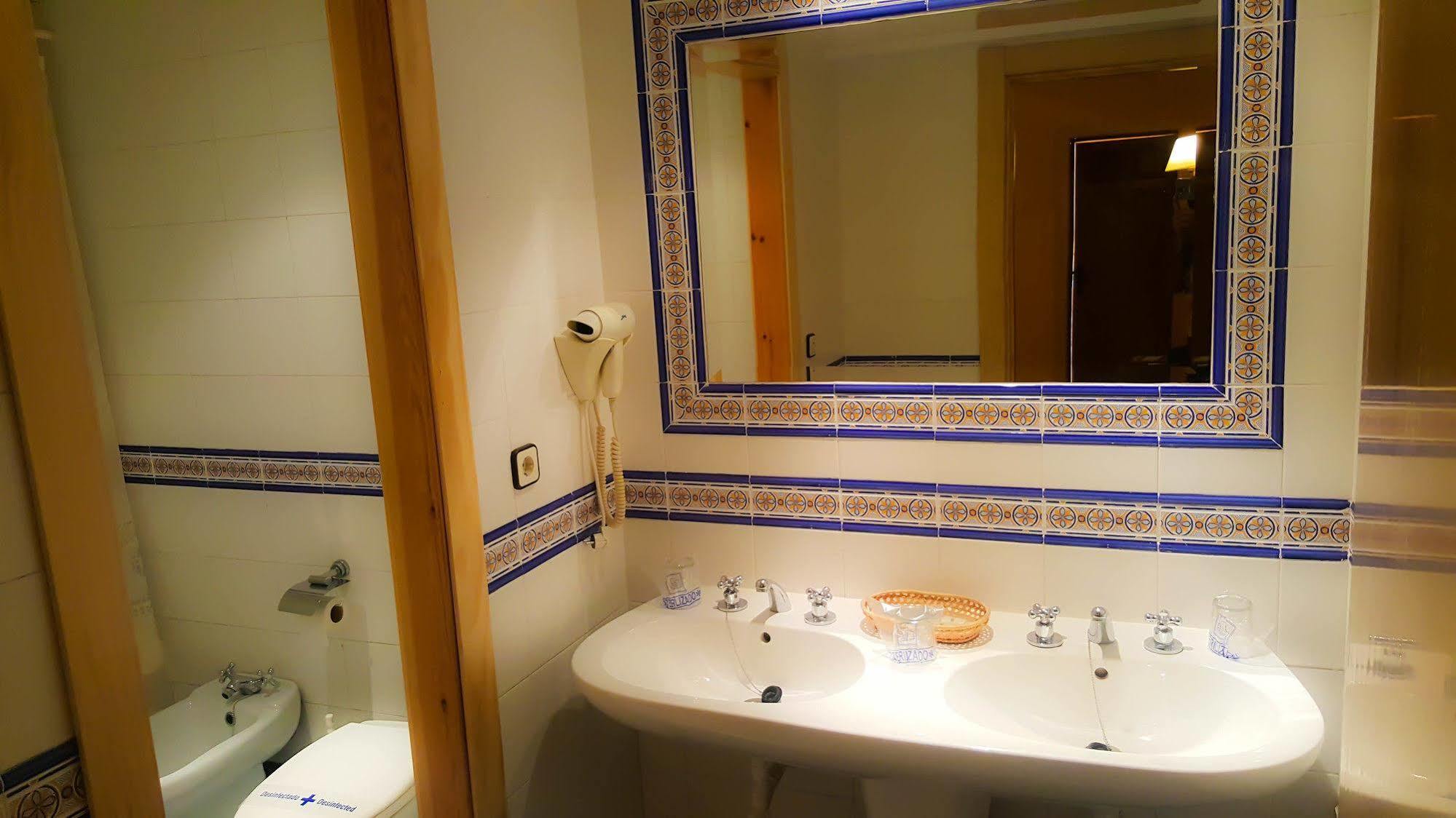 Hotel Salvador بايلين المظهر الخارجي الصورة